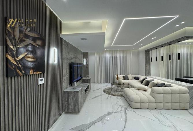 8367979 - Property Image 2