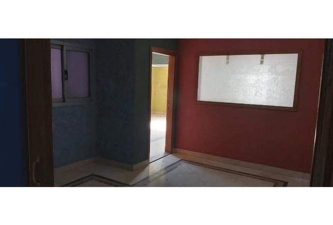 8369090 - Property Image 3