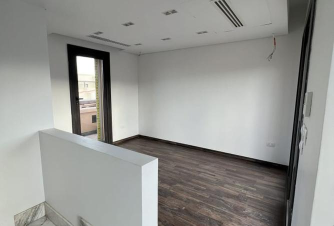 8369097 - Property Image 2