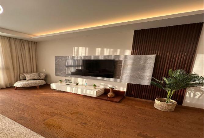 8369413 - Property Image 2