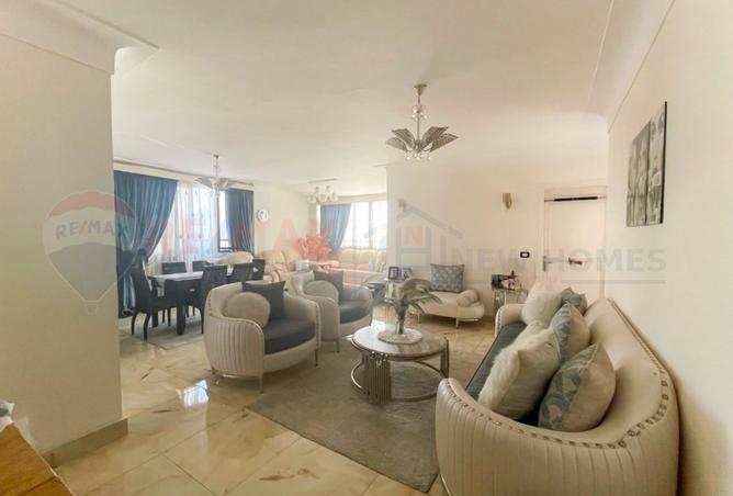 8370091 - Property Image 2