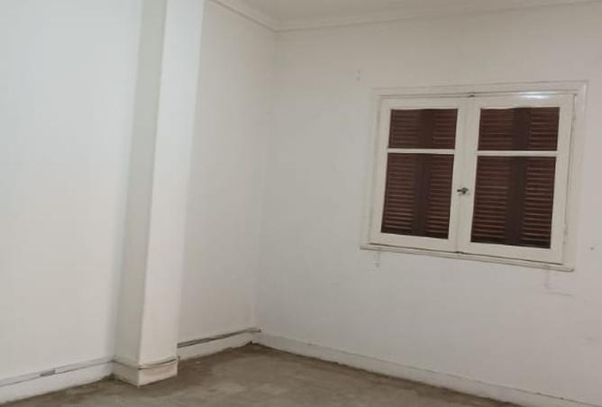 8370327 - Property Image 2