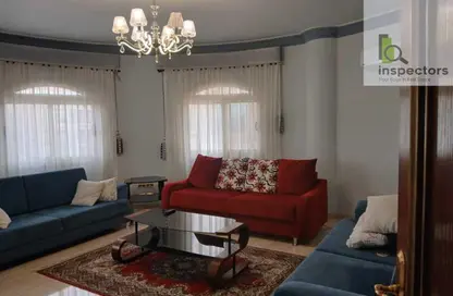 شقة - 5 غرف نوم - 3 حمامات للايجار في شارع الشويفات - الحي الاول - التجمع الخامس - مدينة القاهرة الجديدة - القاهرة