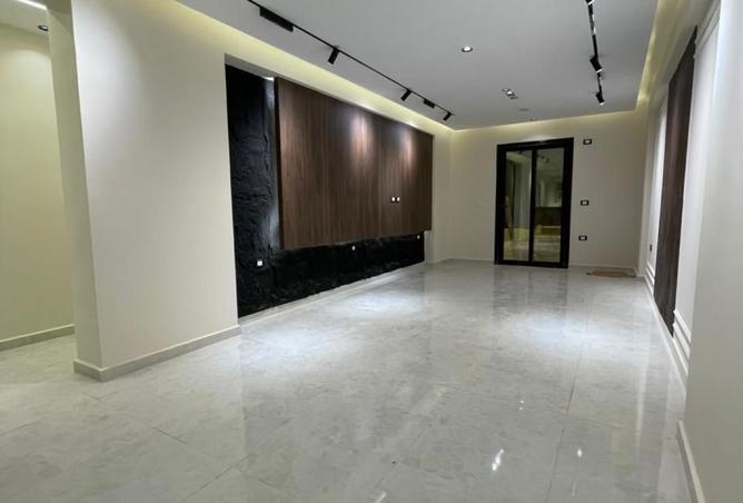 8370840 - Property Main Image