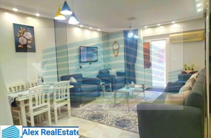 Apartment - 2 Bedrooms - 2 Bathrooms for rent in Al Kornish Square - Sporting - Hay Sharq - Alexandria