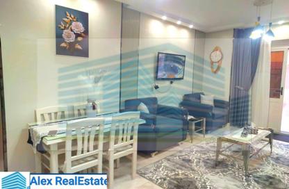 Apartment - 2 Bedrooms - 2 Bathrooms for rent in Al Kornish Square - Sporting - Hay Sharq - Alexandria