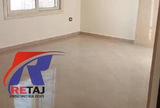 8371174 - Property Main Image