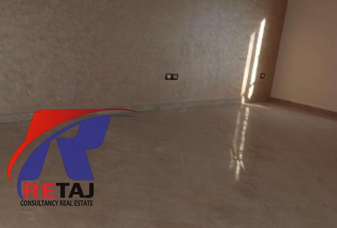 8371174 - Property Image 3