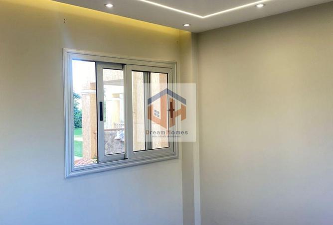 8371599 - Property Image 2