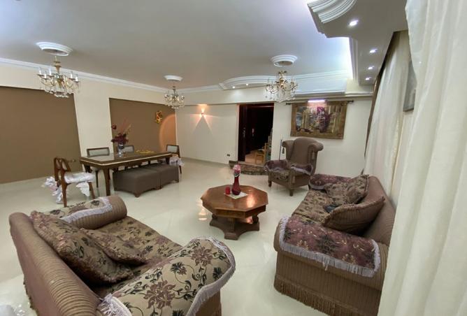 8372349 - Property Image 2