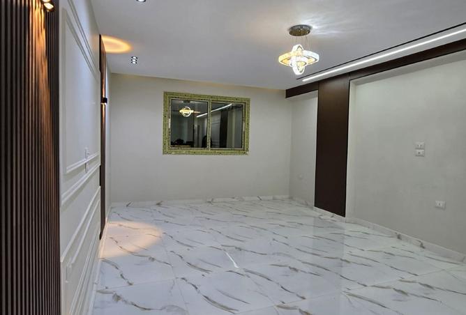 8372547 - Property Image 3