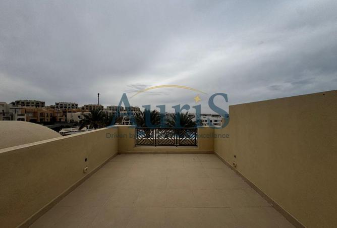 8372692 - Property Image 3