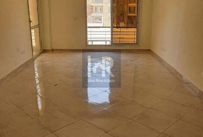 8373024 - Property Image 2