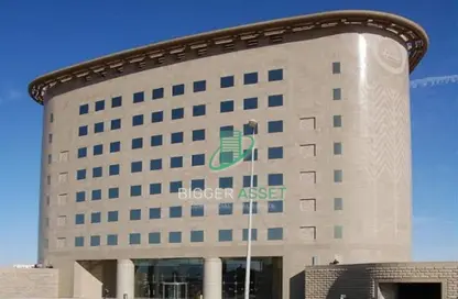 مساحات مكتبية - 8 غرف نوم - 6 حمامات للايجار في شارع مجمع البنوك - شارع التسعين الجنوبي - التجمع الخامس - مدينة القاهرة الجديدة - القاهرة