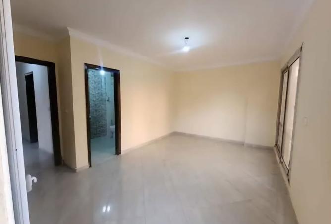 8374027 - Property Image 2