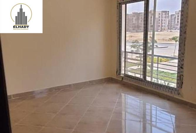 8374301 - Property Image 3