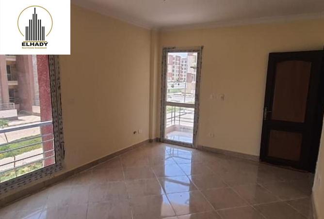 8374301 - Property Image 2