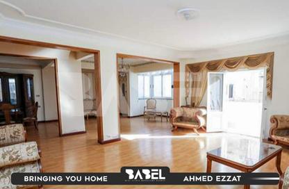 Apartment - 5 Bedrooms - 2 Bathrooms for sale in Kafr Abdo - Roushdy - Hay Sharq - Alexandria