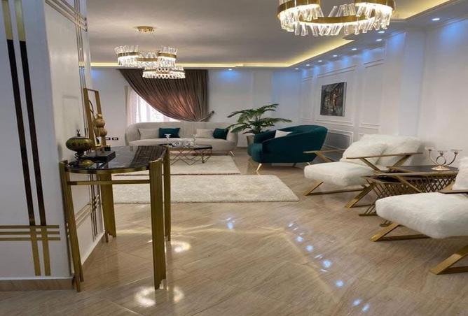 8376801 - Property Image 3