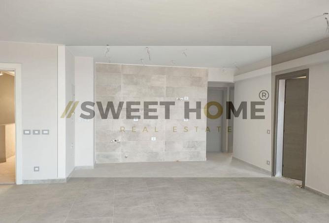 8376806 - Property Image 3