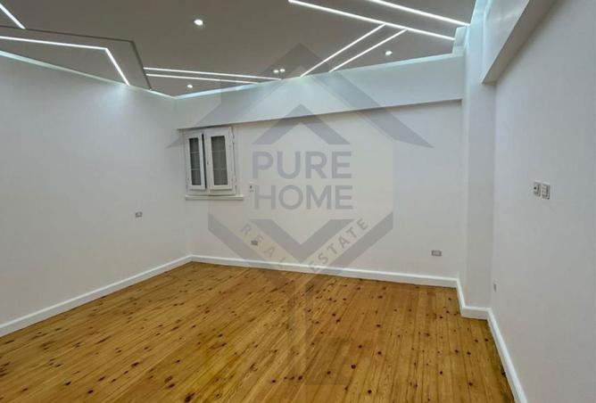 8376926 - Property Image 2