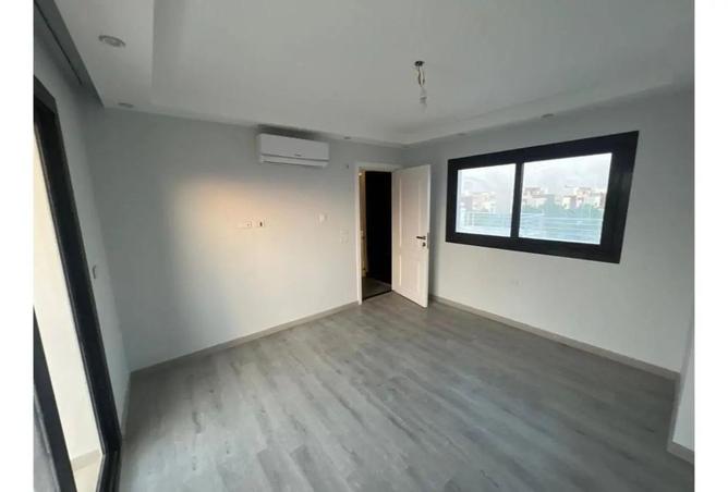 8377038 - Property Image 2