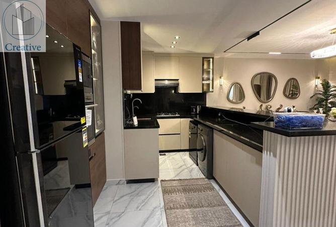 8386916 - Property Image 2