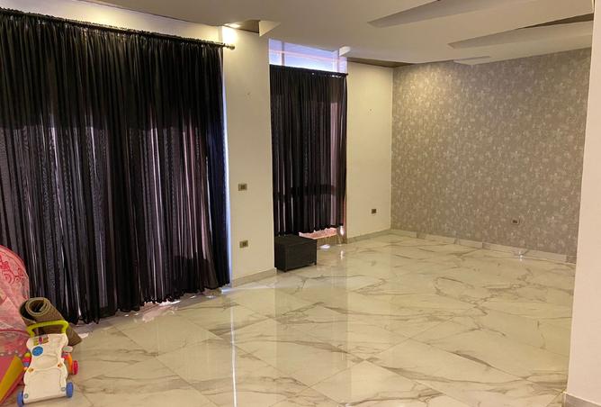 8377903 - Property Image 2