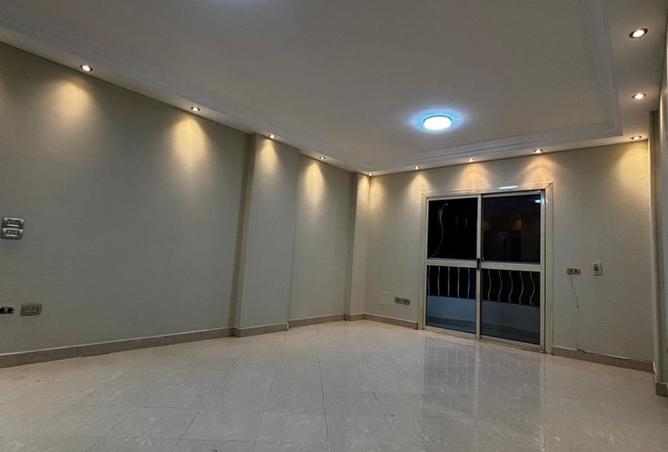 8379152 - Property Image 2