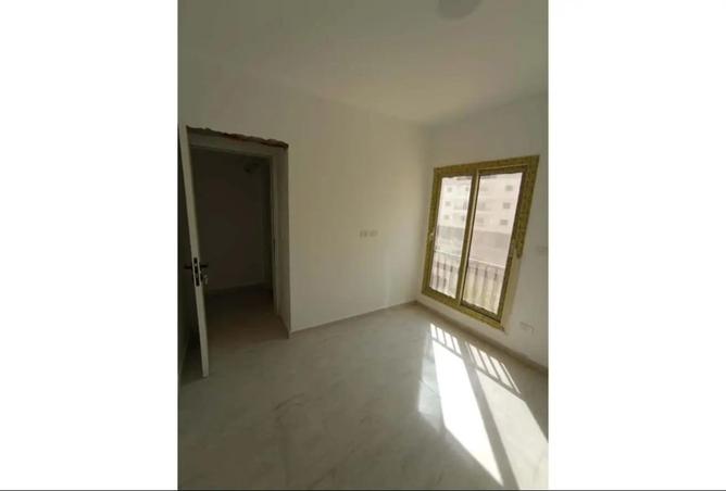 8379183 - Property Image 2