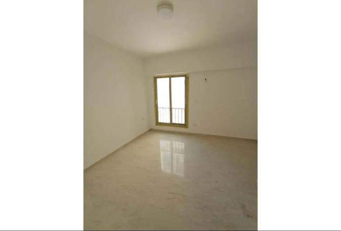 8379183 - Property Image 3