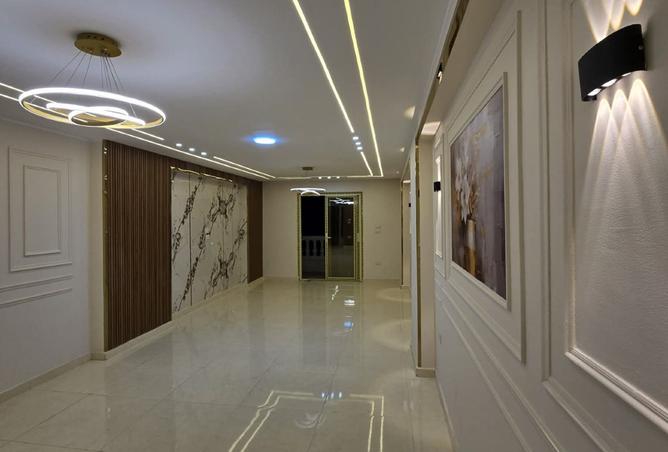 8379210 - Property Image 3