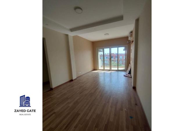 8379318 - Property Image 2