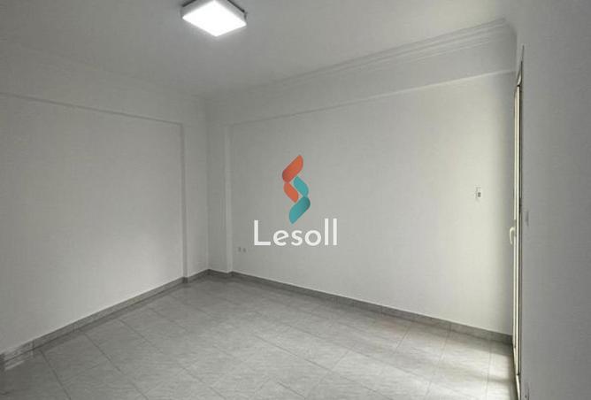 8380489 - Property Image 3