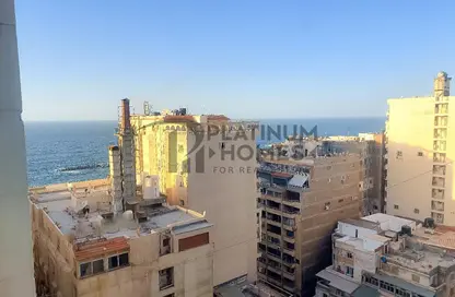 شقة - 3 غرف نوم - 2 حمامات للايجار في لوران - حي شرق - الاسكندرية