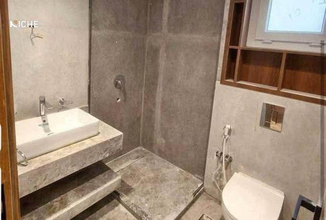 8380818 - Property Image 3