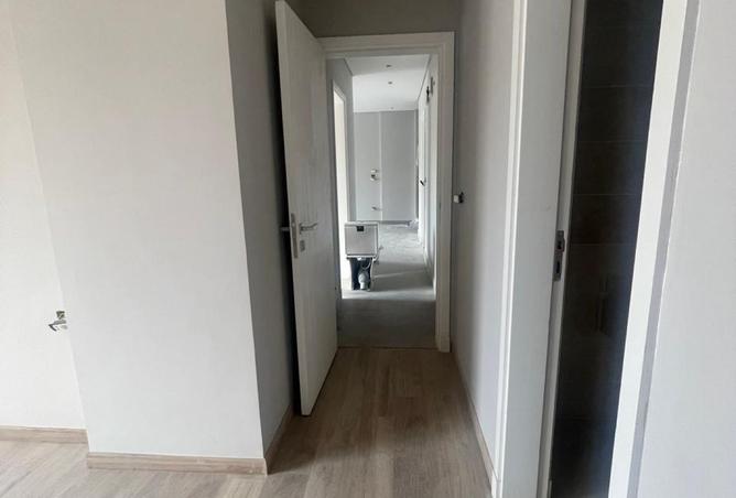 8382121 - Property Image 3