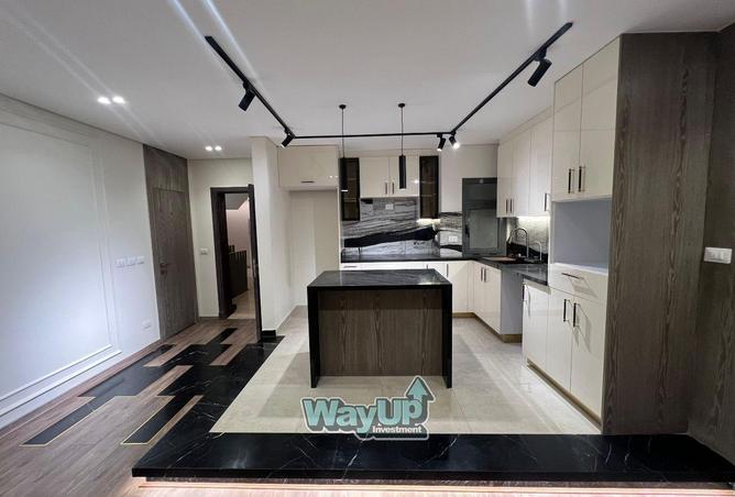 8384232 - Property Image 3