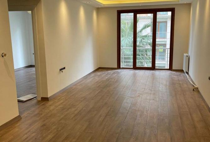 8382329 - Property Main Image