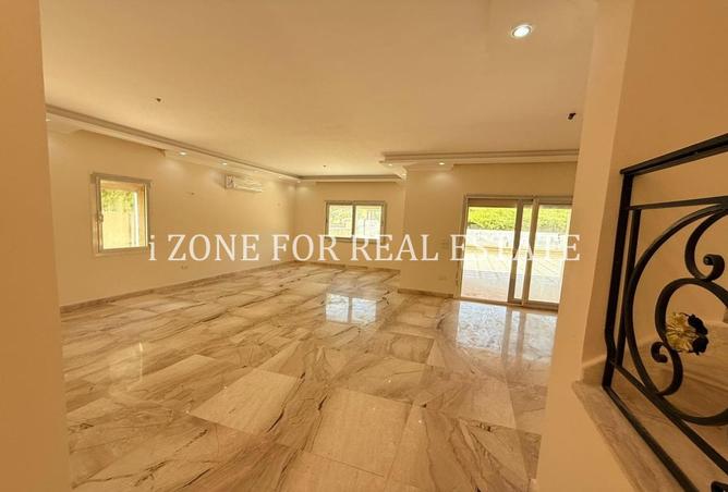 8382466 - Property Image 2