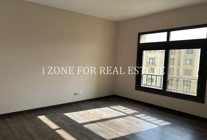 8382643 - Property Image 2