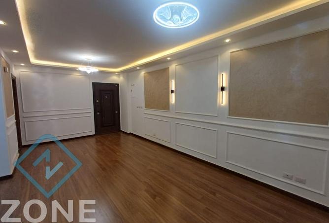 8383103 - Property Main Image