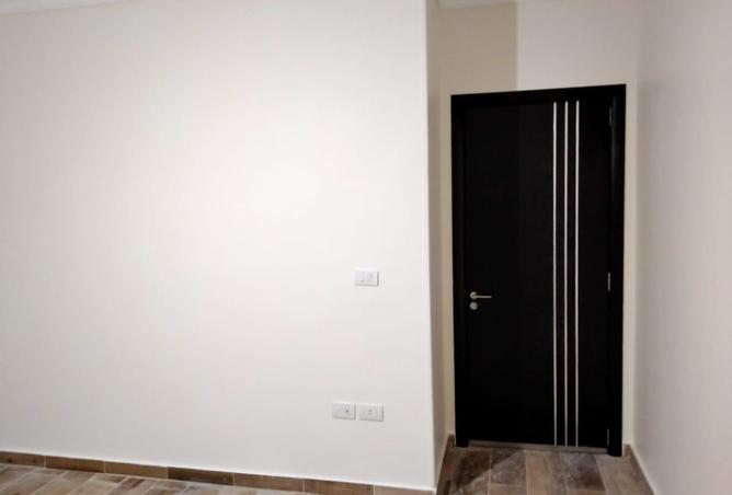 8386872 - Property Image 3