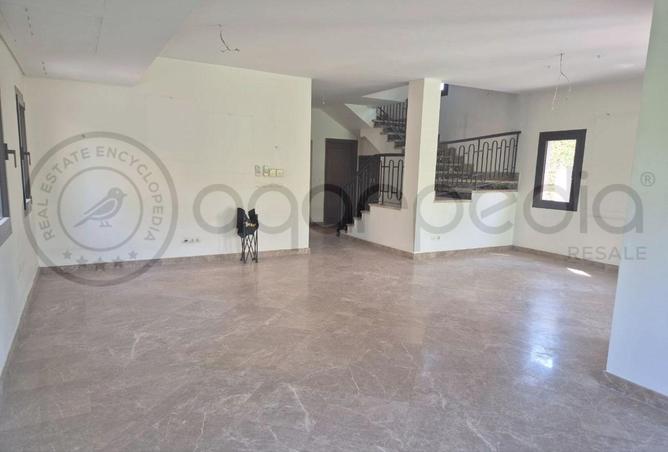 8383929 - Property Image 2