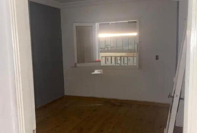 8393858 - Property Image 3