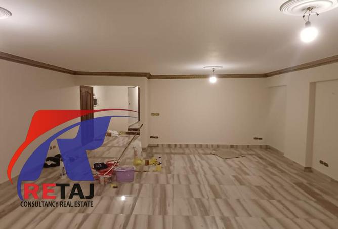 8391887 - Property Image 2