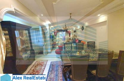 Apartment - 3 Bedrooms - 2 Bathrooms for rent in Kamal Eldin Salah St. - Smouha - Hay Sharq - Alexandria