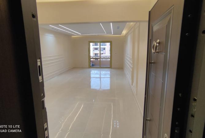 8386129 - الصورة الرئيسية للعقار