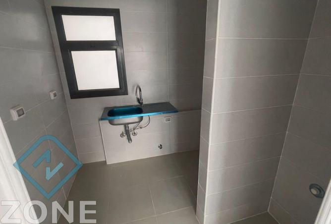 8386184 - Property Image 3