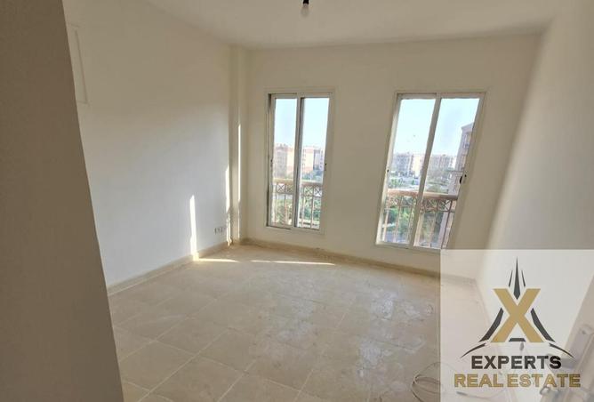 8386851 - Property Image 2